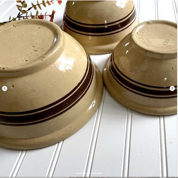 Antique 1930s Yellowware RRPC Ransbottom Mixing Bowl Brown Band Stripe SET of 3 - Picture 3 of 12